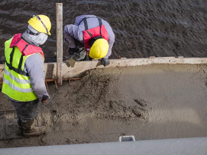 Puerto Quequén continua con una obra clave de infraestructura en sus muelles