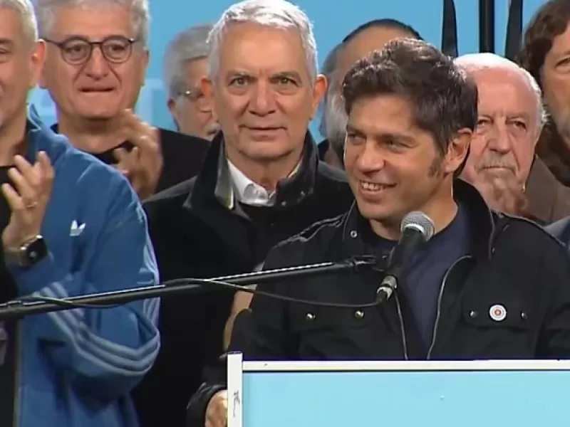 Kicillof: "Las argentinas y argentinos sufren d&iacute;a a d&iacute;a esta escalada de crueldad por parte de la derecha "