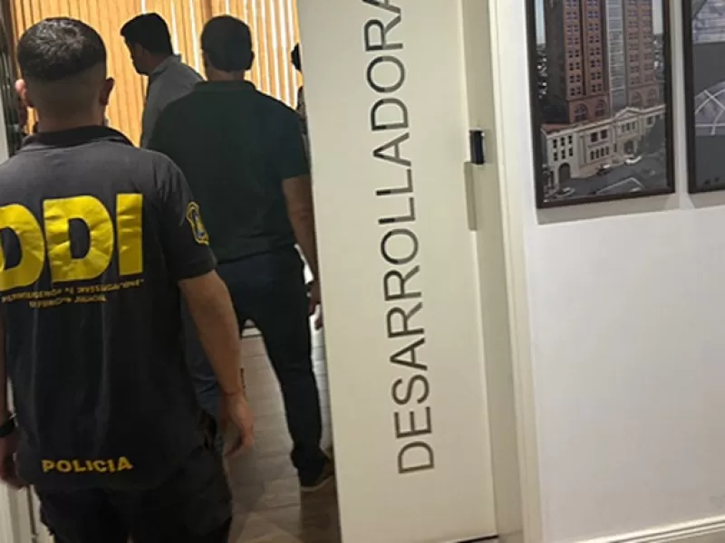 Allanan oficinas de ABES ante un presunto vaciamiento de la empresa