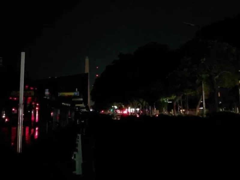 Masivo apag&oacute;n en el AMBA: m&aacute;s de 32 mil usuarios de Edesur quedaron sin luz