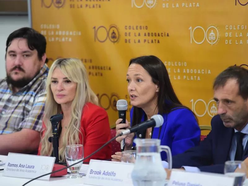 El Colegio de la Abogac&iacute;a present&oacute; a las nuevas autoridades del &aacute;rea acad&eacute;mica