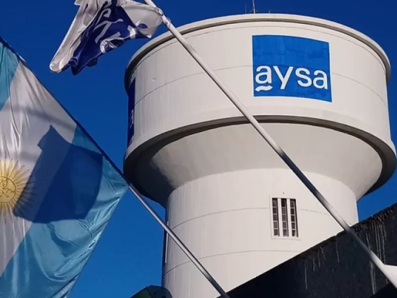 Milei avanza en la privatización de AySA y redefine el control estatal sobre la empresa