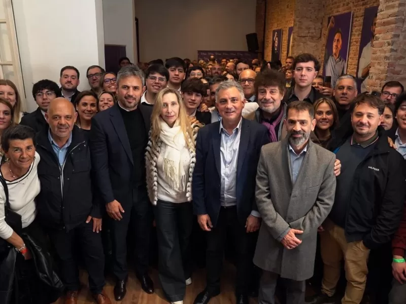 La Libertad Avanza inaugur&oacute; una nueva sede bonaerense y prepara su armado para 2027