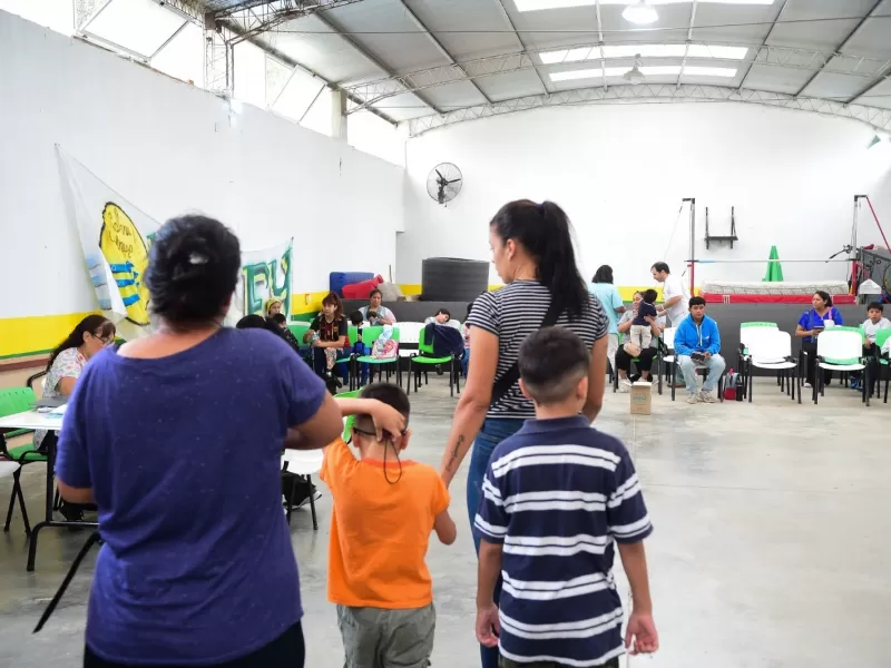 Inicio de clases, 8M, dengue y salud sexual, los ejes de las jornadas sanitarias de la semana