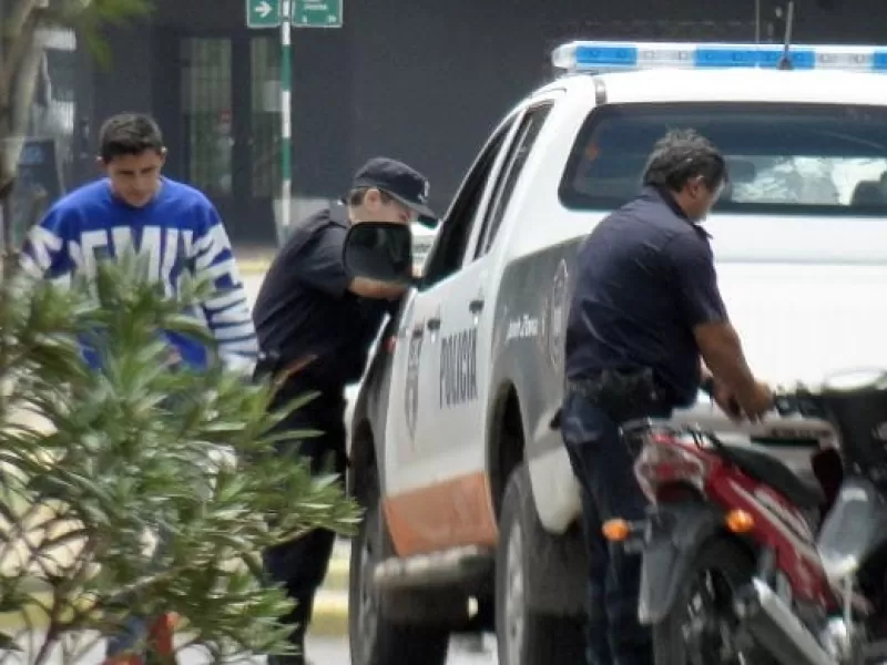 Violento robo en Barrio Evita: golpearon a un hombre de 89 a&ntilde;os y fue hospitalizado