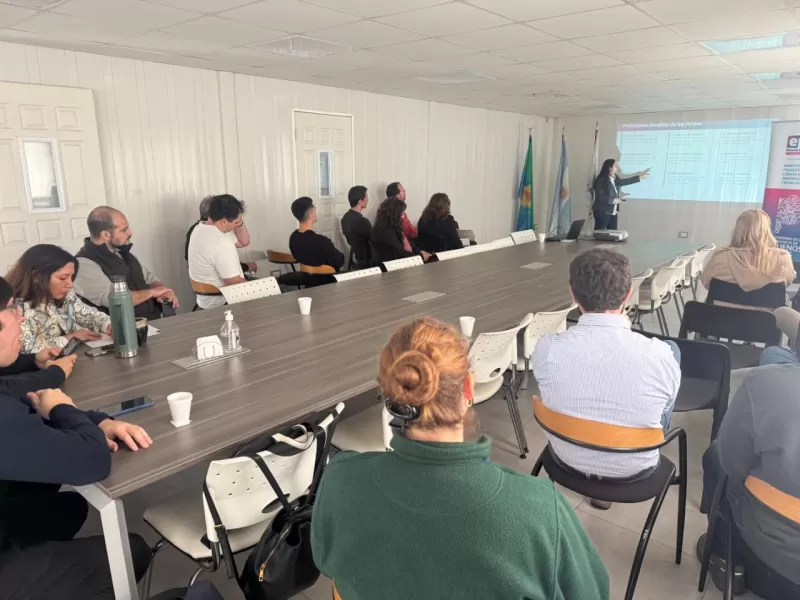 Impulsan un ciclo de capacitaciones para pymes sobre calidad, energ&iacute;a, IA y ciberseguridad