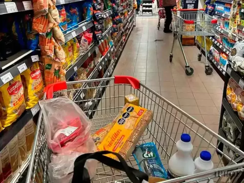 La canasta de servicios p&uacute;blicos subi&oacute; 10,1% en junio y acumula un aumento del 919% desde la llegada de Milei