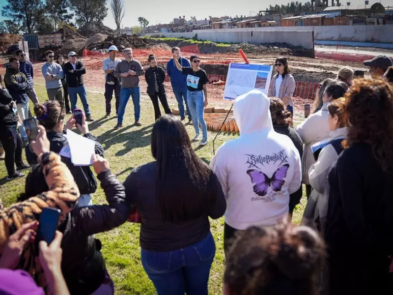 Mayra Mendoza supervisó obras de readecuación en el arroyo San Francisco-Las Piedras