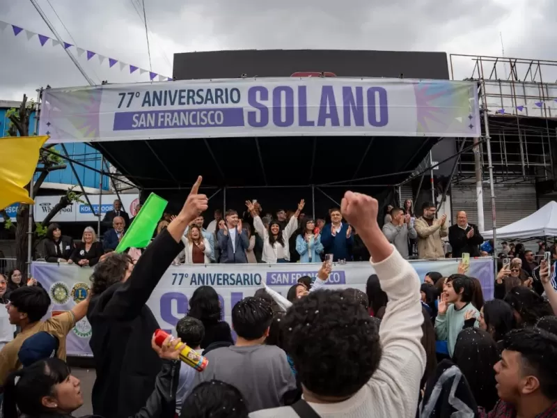 San Francisco Solano celebr&oacute; su 77&ordm; aniversario y Eva Mieri anunci&oacute; que buscar&aacute;n alcanzar las 350 cuadras de pavimento en 2027