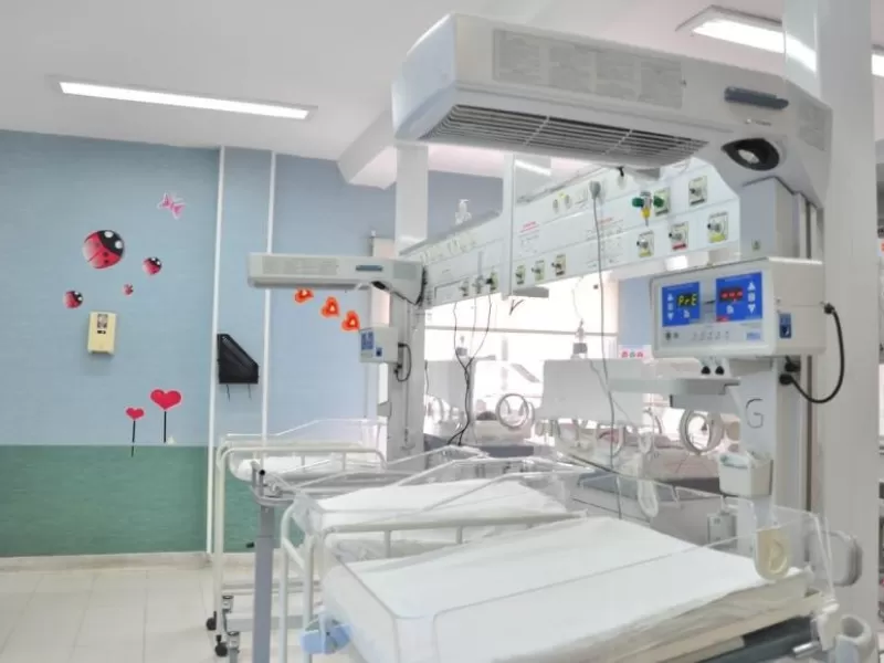 El Hospital San Jos&eacute; fortalece el servicio de Neonatolog&iacute;a con nuevos profesionales