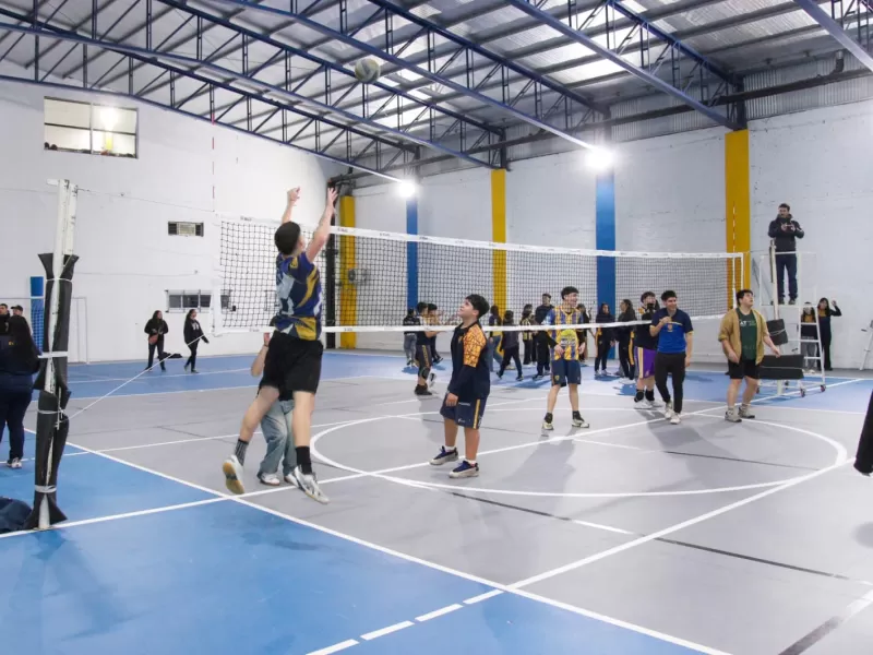 Sportivo Dock Sud reinauguró su sede social con una inversión superior a los $114 millones