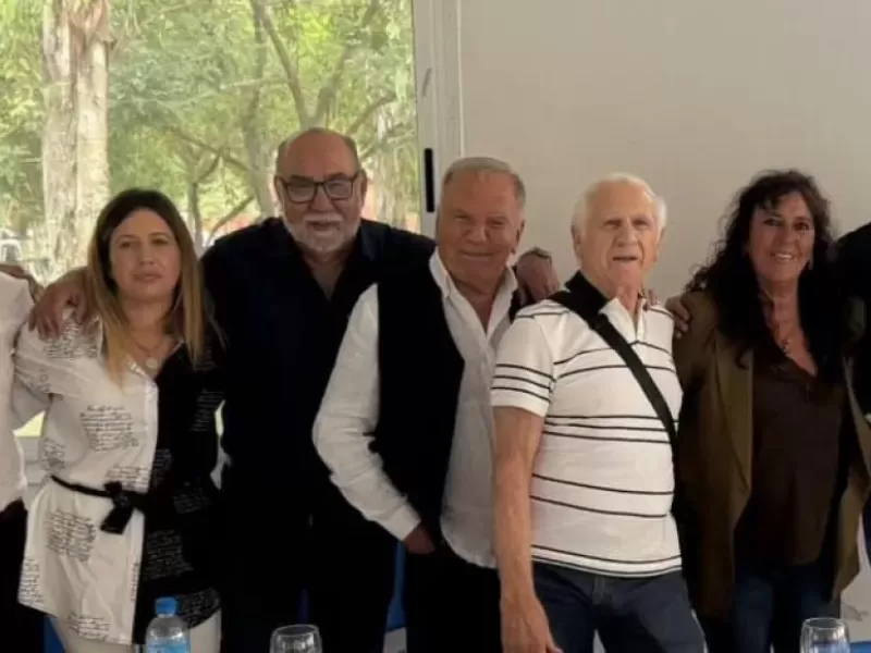 CGT La Plata: &ldquo;Defendemos el trabajo y el salario, por eso nos atacan&rdquo;