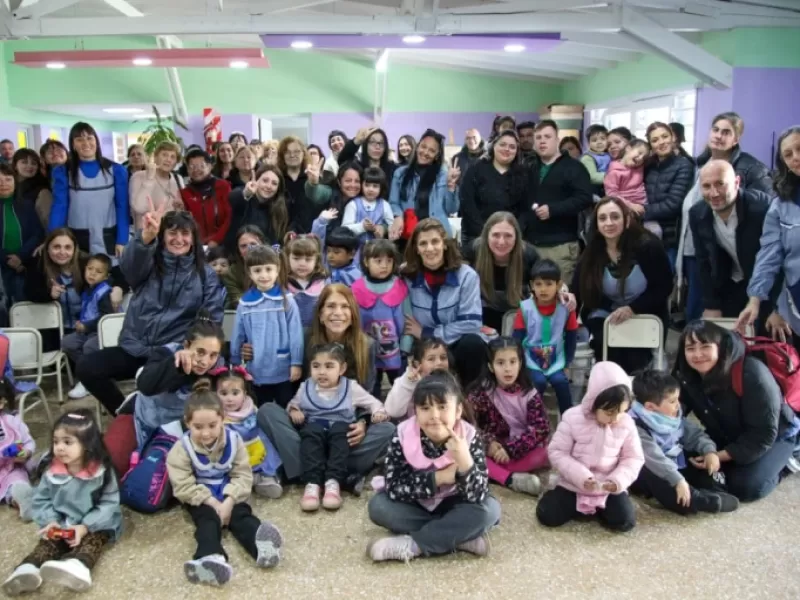 Magdalena Sierra inaugur&oacute; obras en la Secundaria 4 y el Jard&iacute;n 906