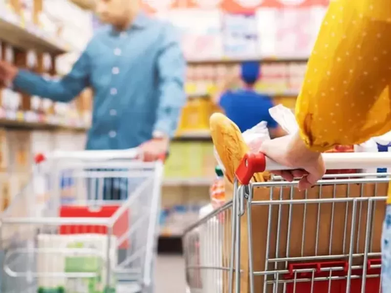 El consumo masivo cay&oacute; 5,1% en marzo y acumula 14 meses consecutivos en baja