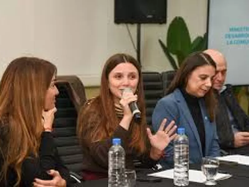 La Provincia y UNICEF acordaron una agenda de trabajo para fortalecer las pol&iacute;ticas destinadas a ni&ntilde;as, ni&ntilde;os y adolescentes