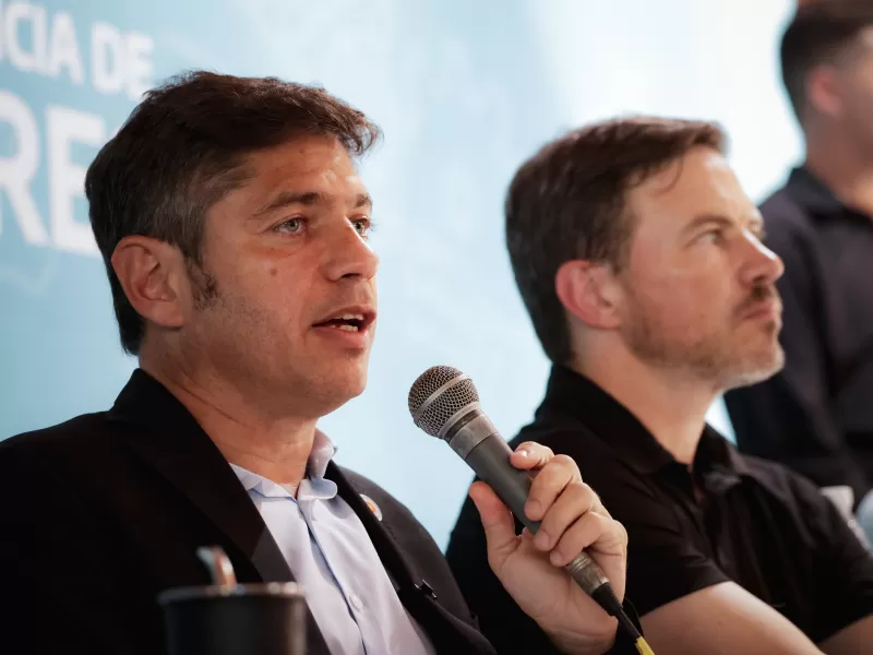 Kicillof inaugur&oacute; una celda sanitaria y cuestion&oacute; la pol&iacute;tica econ&oacute;mica nacional tras el cierre de FATE