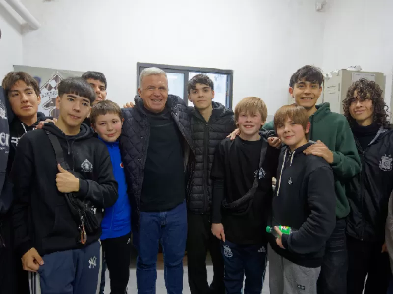 El C&iacute;rculo de Ajedrez celebr&oacute; sus 55 a&ntilde;os con un torneo y un homenaje