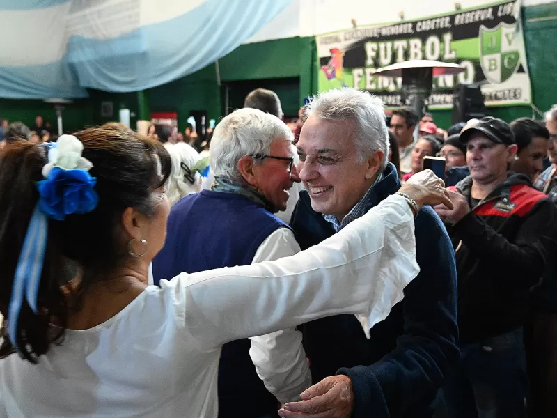 Zamora particip&oacute; de los festejos por el D&iacute;a de la Independencia en Troncos del Talar