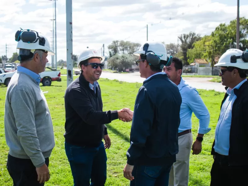 Primera etapa de la obra de bacheo de losas de hormigón sobre la Avenida Almirante Brown