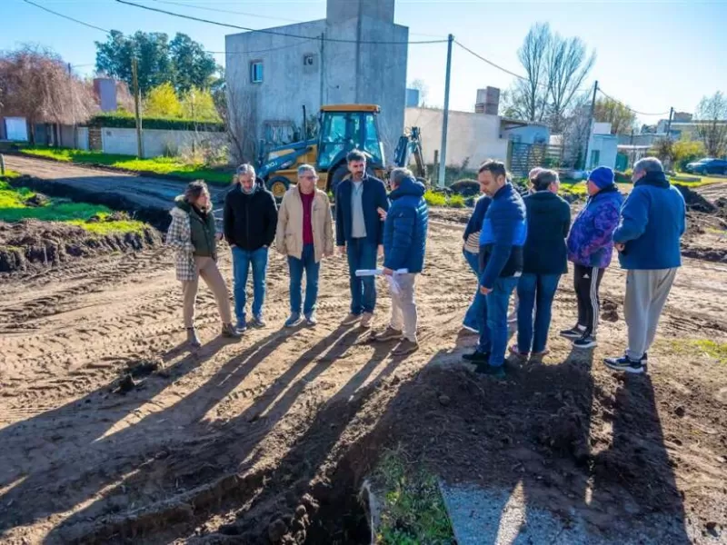 Avanzan obras de mejorado y drenaje en el barrio San Ignacio