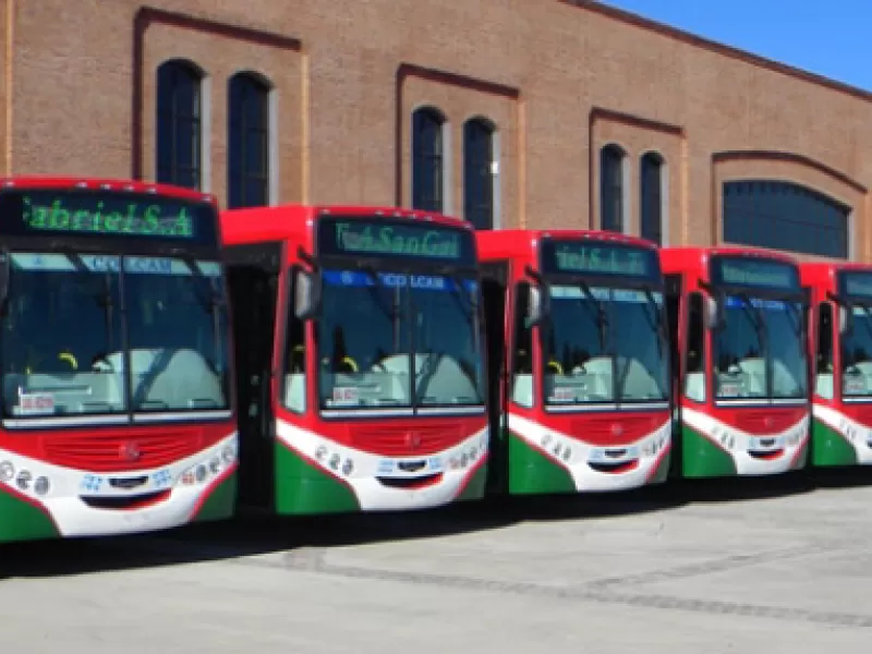 La UTA interrumpe el transporte p&uacute;blico este mi&eacute;rcoles en apoyo al reclamo contra la reforma laboral