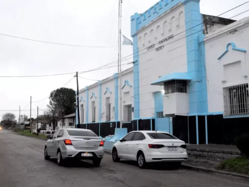 Allanan dos c&aacute;rceles y una vivienda por una extorsi&oacute;n con fotos &iacute;ntimas: hay presos y una mujer implicados