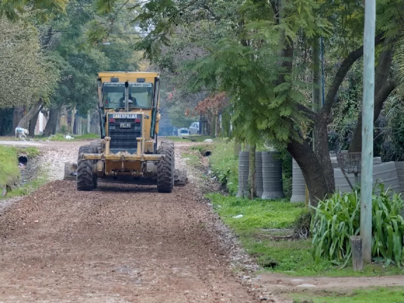 Avanzan obras de saneamiento hidr&aacute;ulico y pavimentaci&oacute;n en Ranelagh