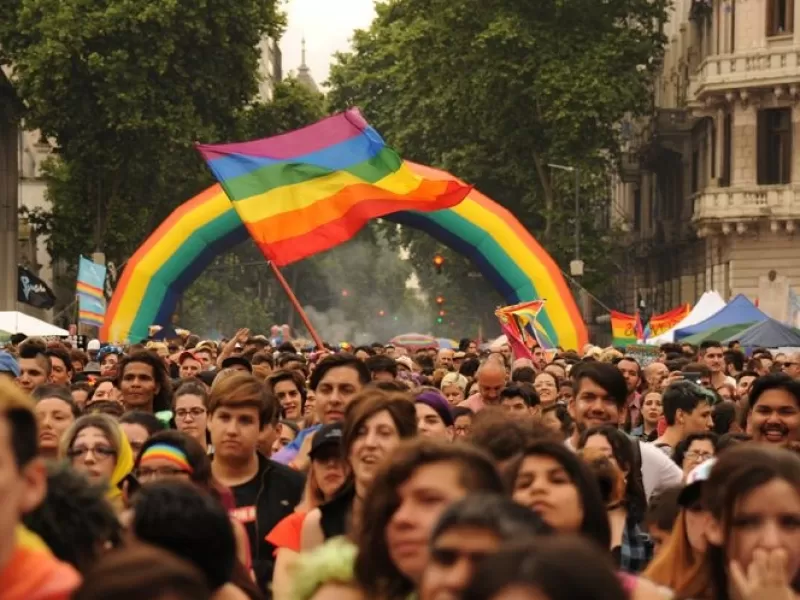 El 32% de las personas LGBTIQ+ han sido descartadas de una b&uacute;squeda laboral por su identidad sexual