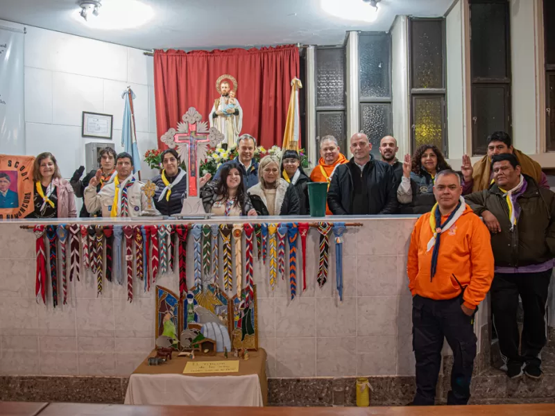 Día de San Cayetano: Cascallares y Paula Eichel participaron de la vigilia en la parroquia de Burzaco