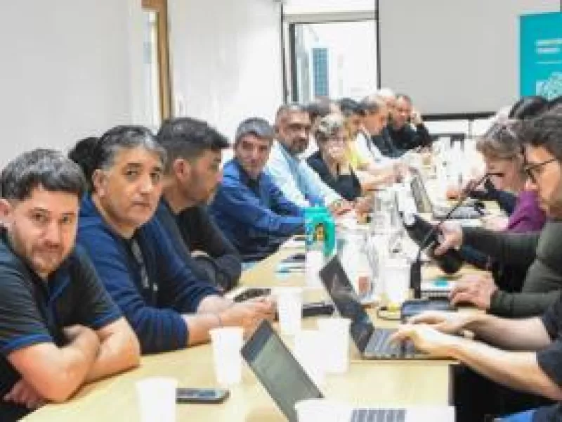 Piden la reapertura urgente de la paritaria docente ante la pérdida salarial y el impacto del ajuste nacional