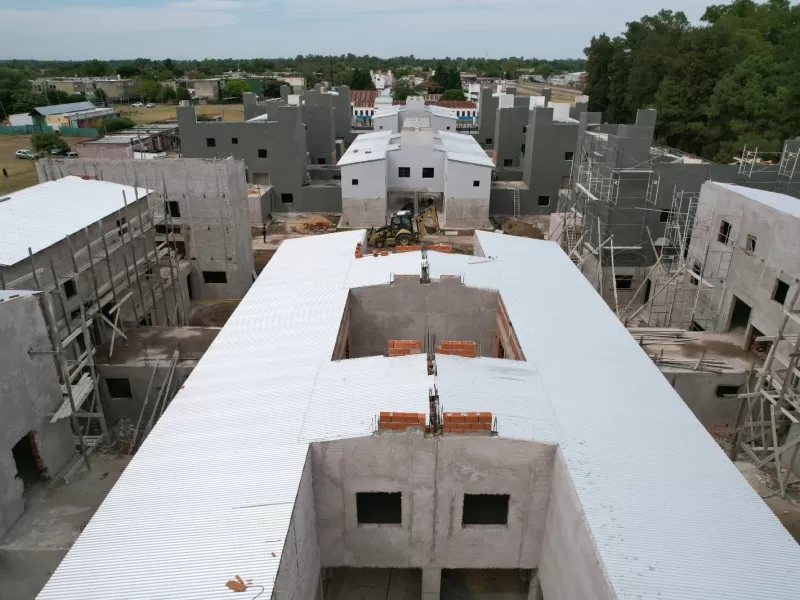 Provincia y municipio avanzan con las obras de viviendas en el barrio Don Orione