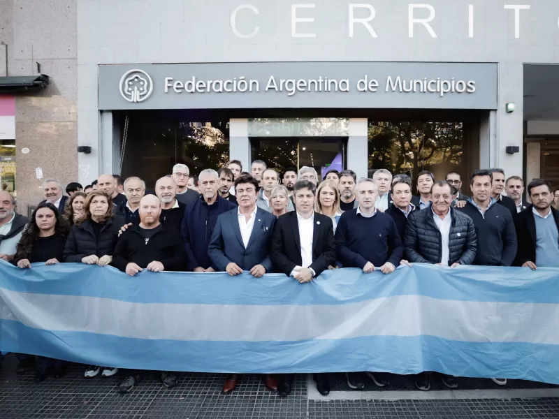 Kicillof endurece reclamo a Naci&oacute;n por fondos del SAE y advierte impacto en comedores escolares