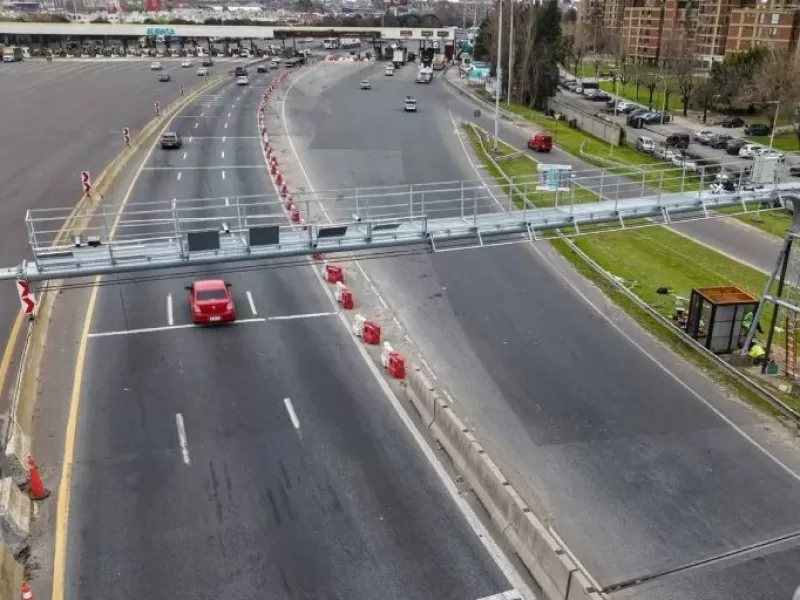 La Autopista La Plata-Buenos Aires incorpor&oacute; un nuevo peaje sin barreras en Dock Sud