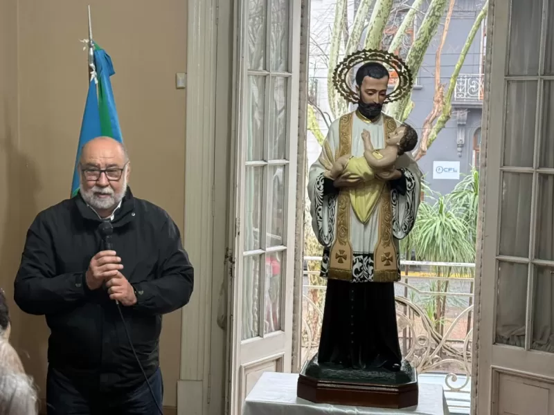 “Cuando el espíritu está bien, también se trabaja mejor”: el mensaje del padre Diego Doldán en la jornada de San Cayetano