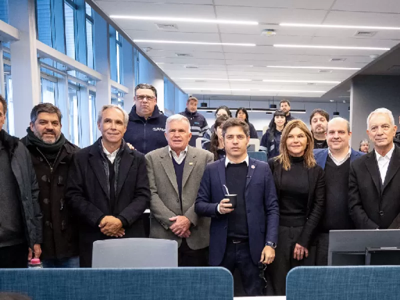 Kicillof y Balor inauguraron nuevas oficinas y el Centro de Monitoreo de AUBASA en Hudson