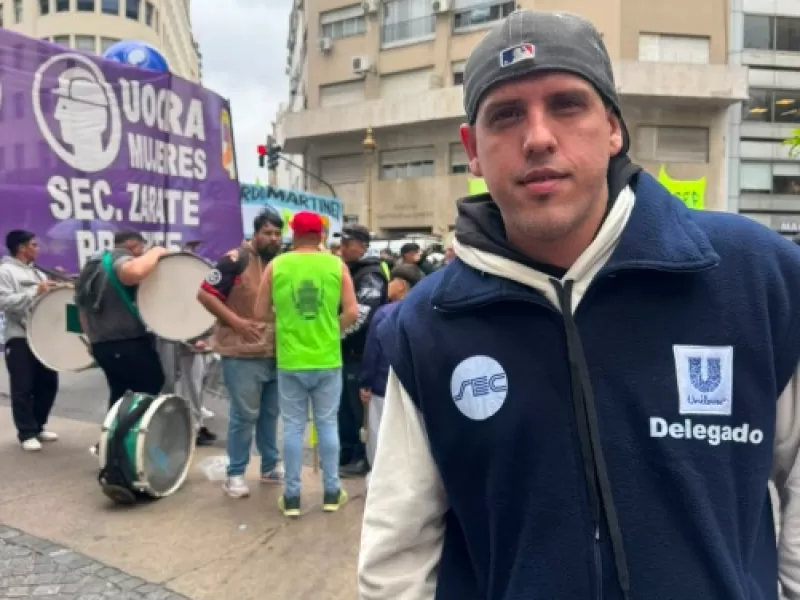 Todos los trabajadores del país en una marcha multitudinaria en el centro porteño