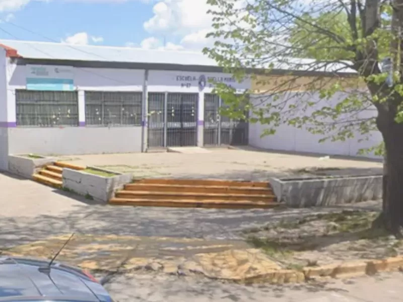 Alumnos se descompensaron tras percibirse un fuerte olor similar al gas en una escuela de Ezpeleta