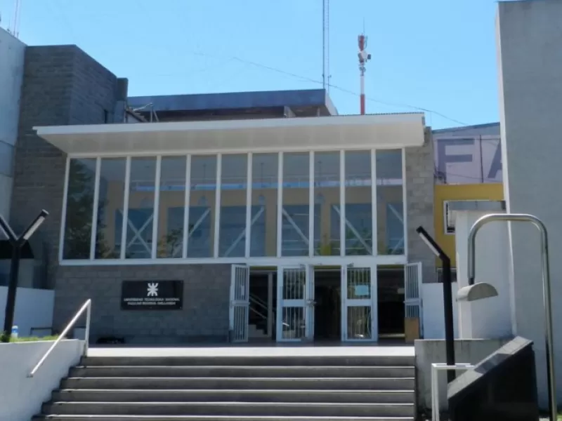 La UTN invita a estudiantes secundarios a conocer su oferta de carreras de Ingenier&iacute;a