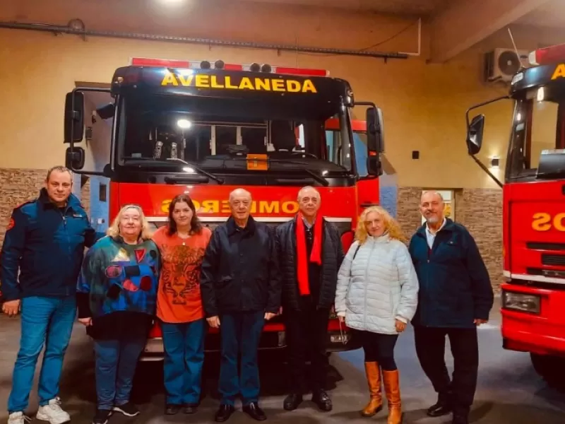 El Rotary Club don&oacute; $200.000 a los Bomberos Voluntarios y reconoci&oacute; su labor comunitaria