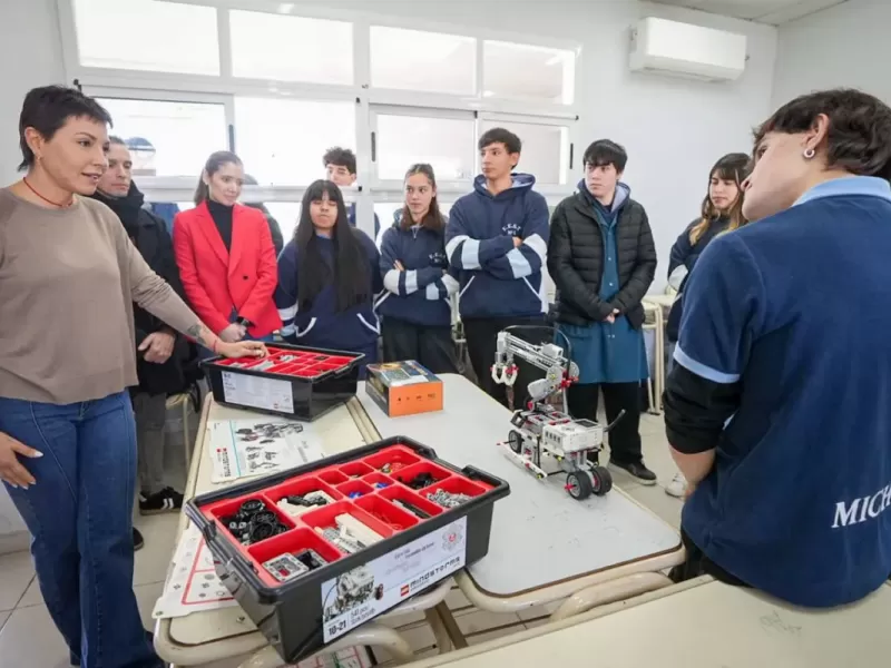Inauguraron la ampliaci&oacute;n de la Escuela T&eacute;cnica N&ordm; 1