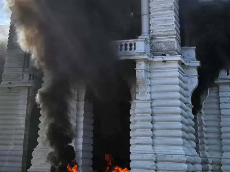Graves da&ntilde;os al Municipio de La Plata por parte de una organizaci&oacute;n pol&iacute;tica