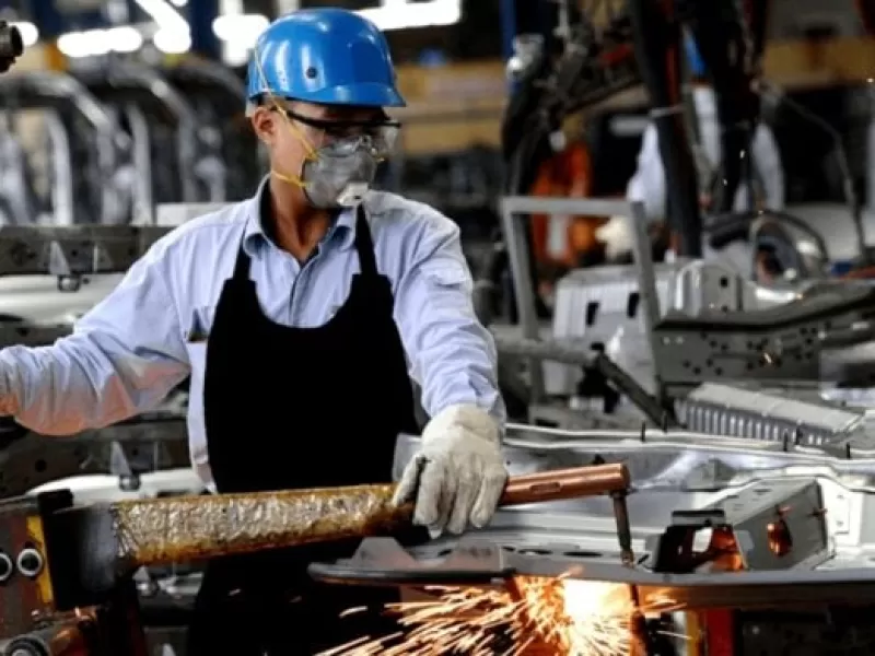 La industria manufacturera volvi&oacute; a caer en enero y acumula siete meses de retrocesos interanuales