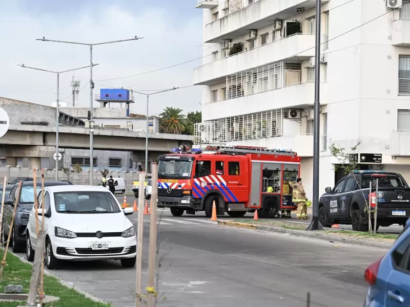 Se derrumbó el estacionamiento de un edificio en Parque Patricios