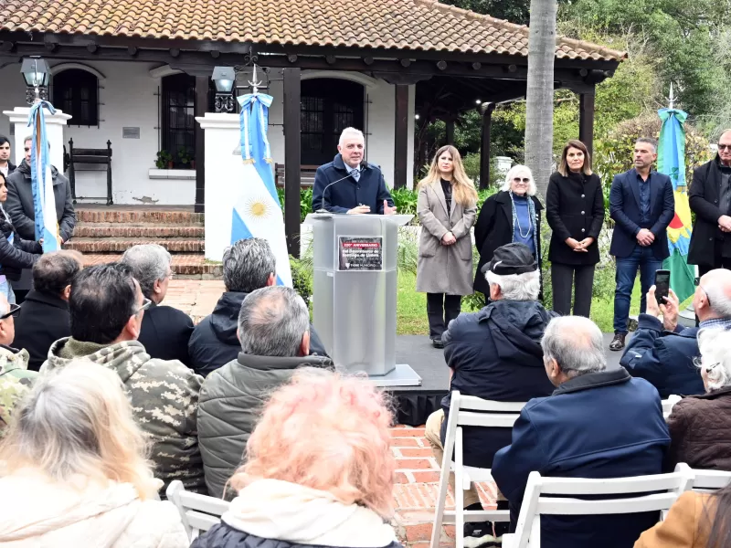 Julio Zamora encabez&oacute; el acto por el 220&deg; aniversario del desembarco de Santiago de Liniers