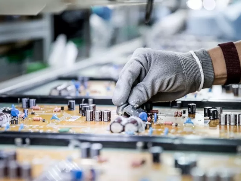 Industria electr&oacute;nica: El 41% de las empresas ech&oacute; trabajadores en el segundo trimestre