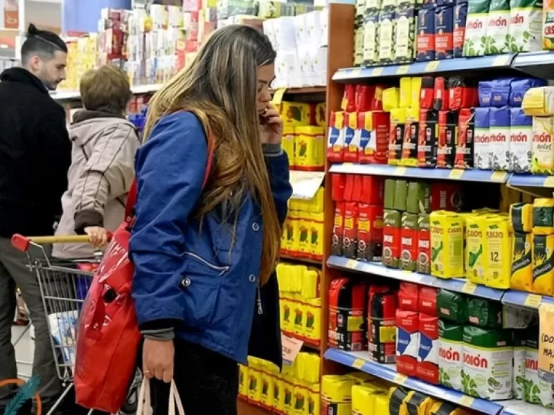 Una familia necesit&oacute; m&aacute;s de $1,6 millones en septiembre para no caer bajo la l&iacute;nea de pobreza