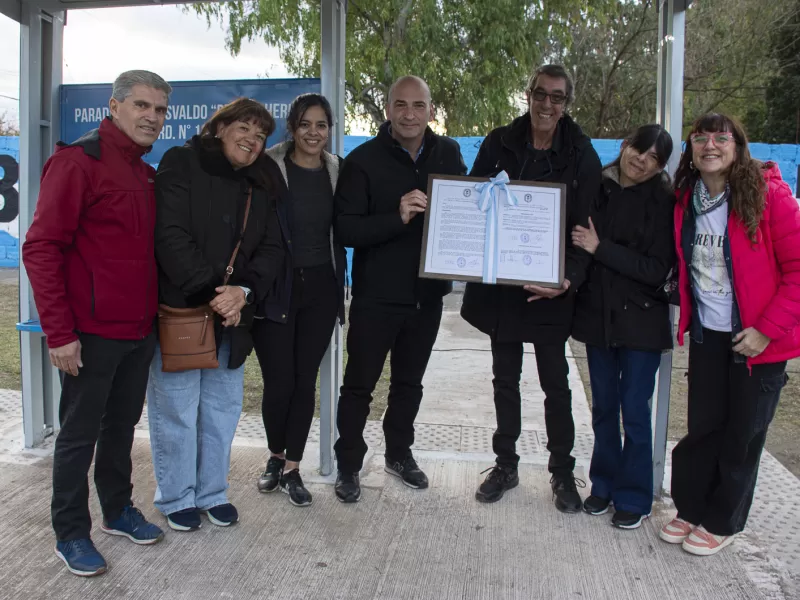 El municipio reconoció a “Perita” un histórico chofer de la línea de colectivos 515