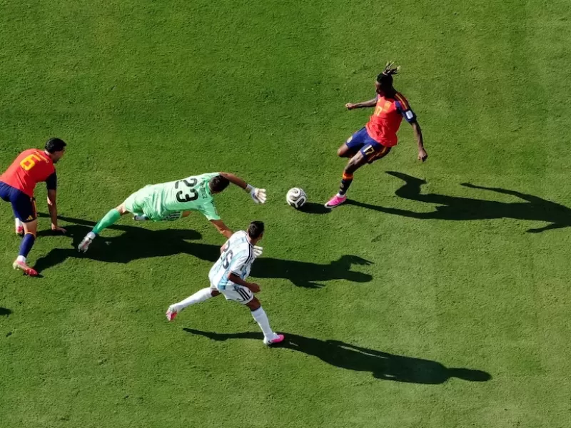 La selecci&oacute;n Argentina dio pelea, pero fue superado por Espa&ntilde;a que gan&oacute; 1 a 0