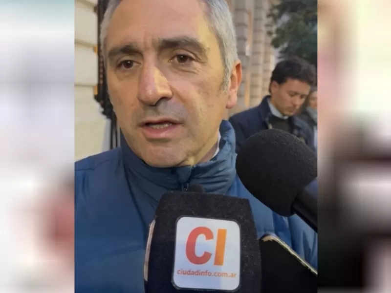 Larroque: "La provincia resiste el ajuste nacional multiplicando esfuerzos"