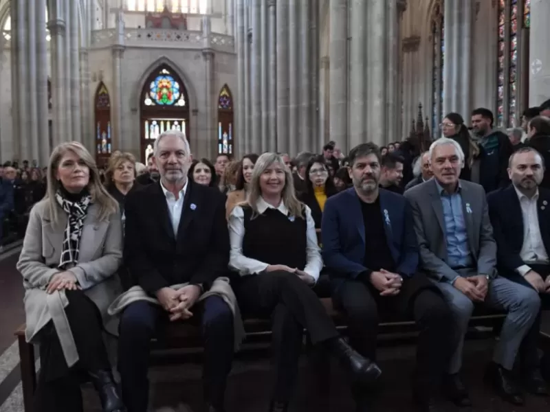 Verónica Magario participó del Tedeum por el 25 de mayo
